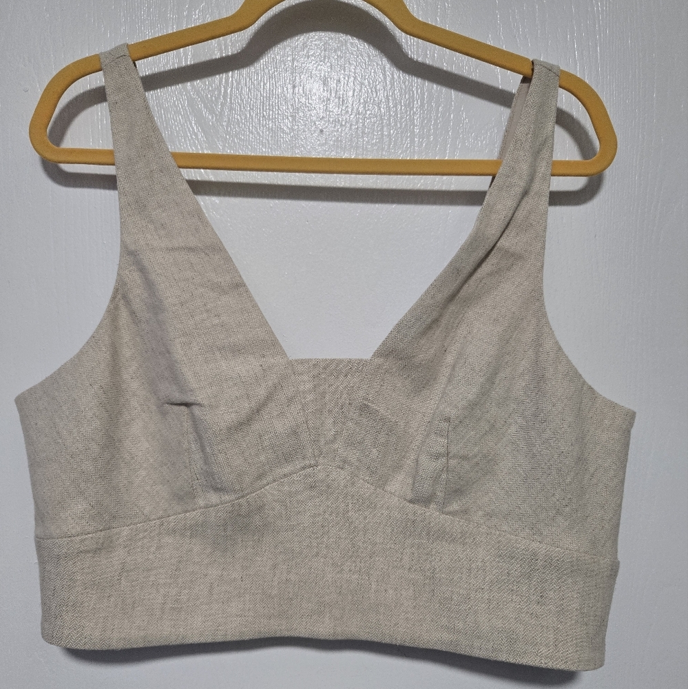 NWT Banana Republic Beige Linen Crop Top